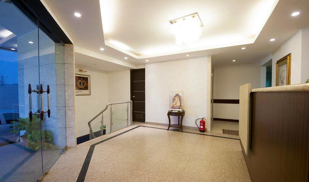 Zenith Hotel - Delhi Airport Új-Delhi Kültér fotó