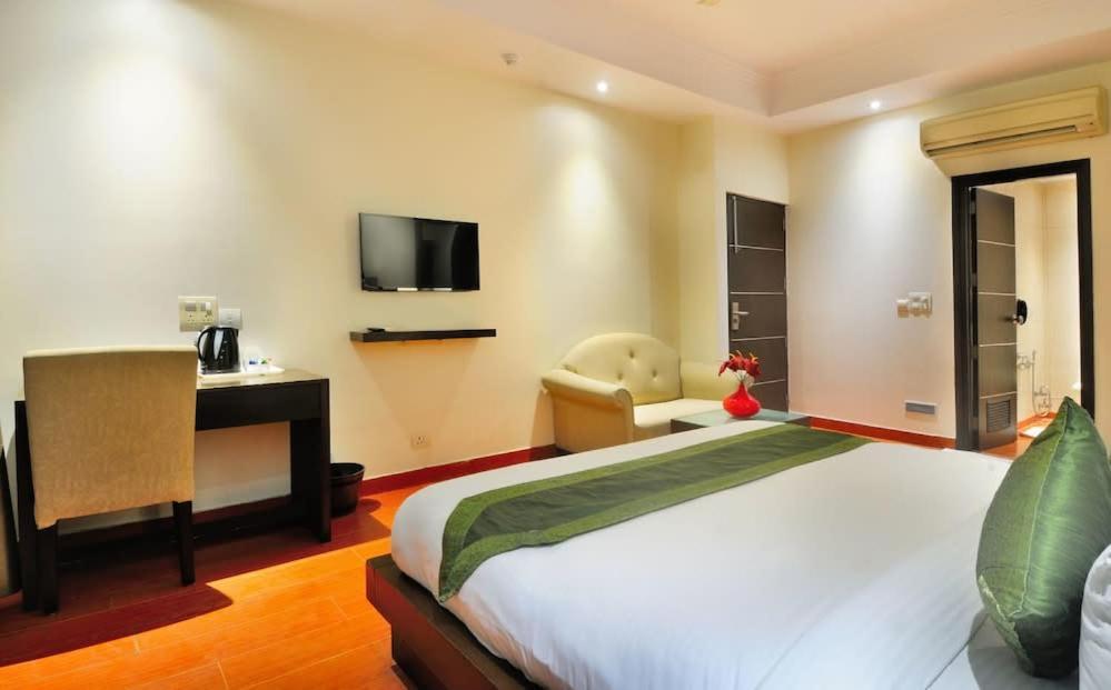 Zenith Hotel - Delhi Airport Új-Delhi Kültér fotó